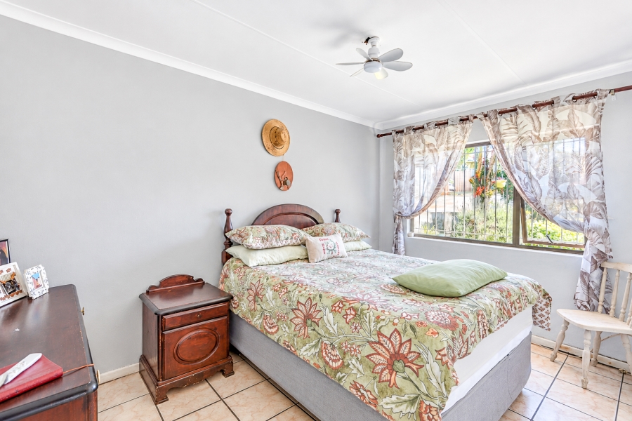 3 Bedroom Property for Sale in Sunnyridge Eastern Cape
